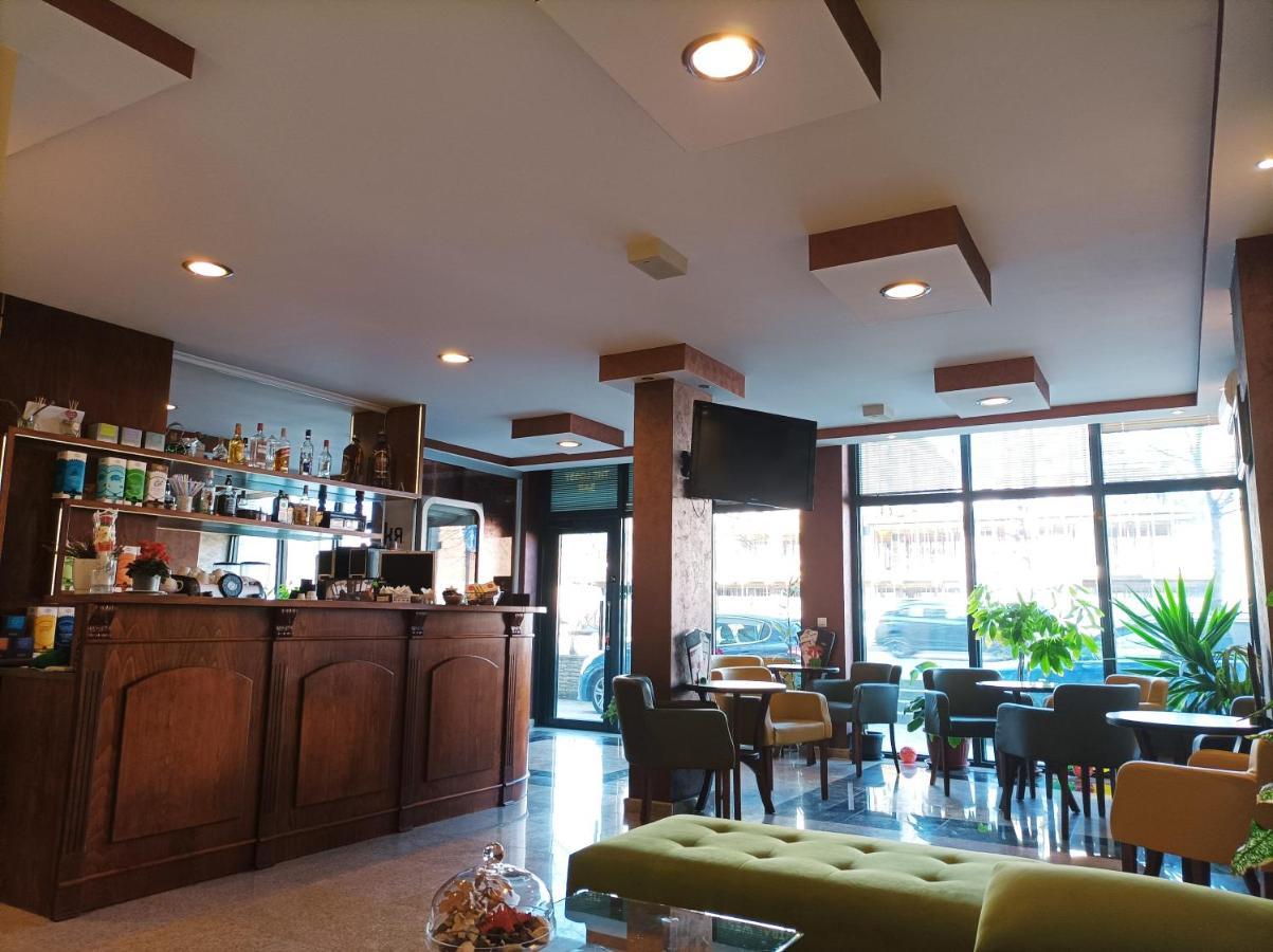 Central West Hotel Софія Екстер'єр фото