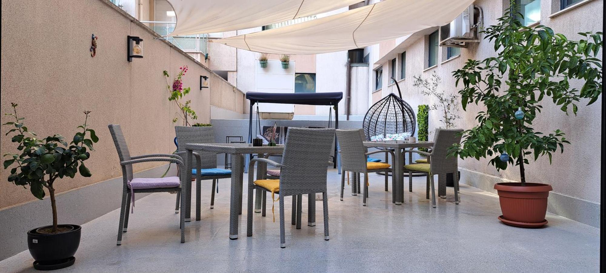 Central West Hotel Софія Екстер'єр фото