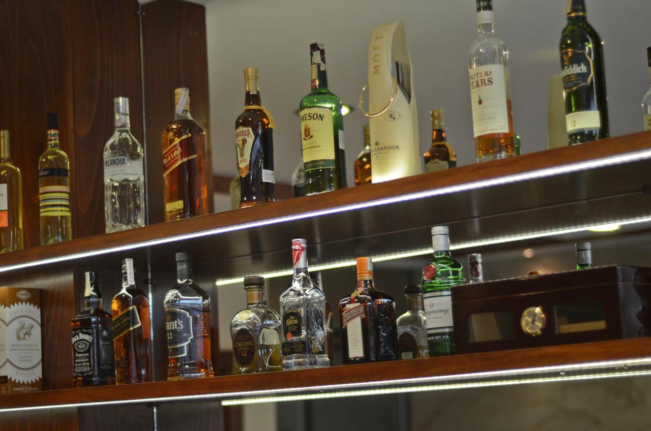 Central West Hotel Софія Екстер'єр фото