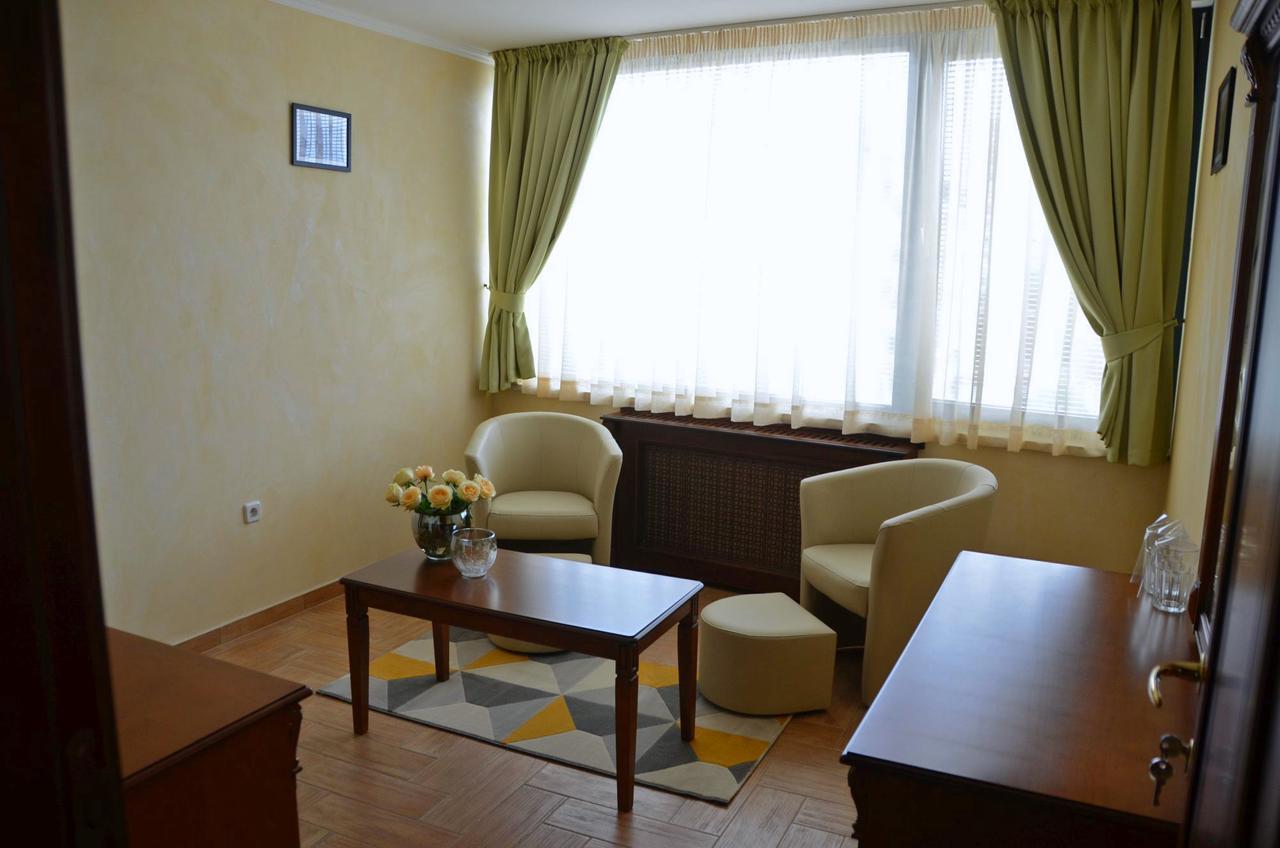 Central West Hotel Софія Екстер'єр фото