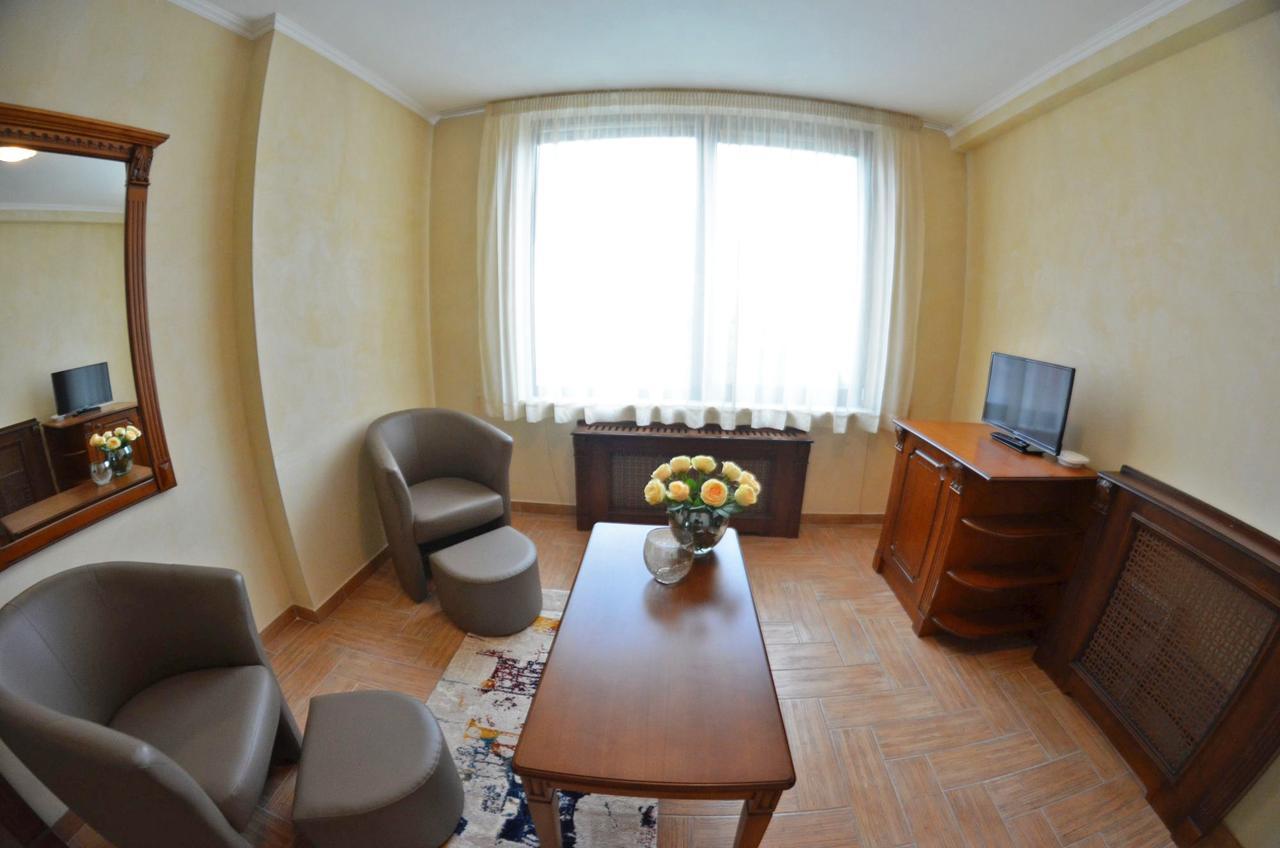 Central West Hotel Софія Екстер'єр фото
