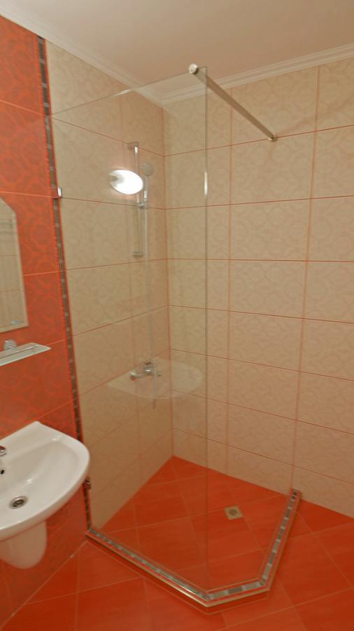 Central West Hotel Софія Екстер'єр фото