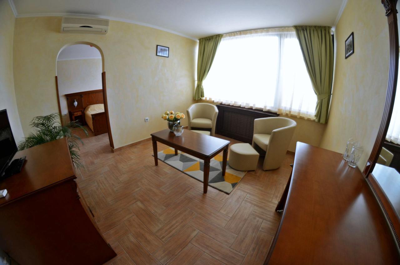Central West Hotel Софія Екстер'єр фото